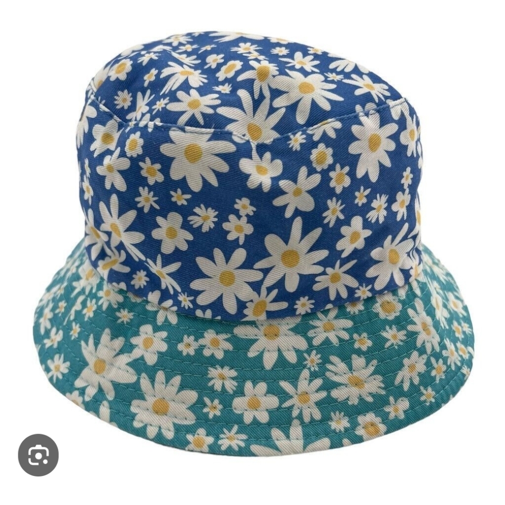 Ivory Ella Reversible Daisy patterned Bucket Hat For Women